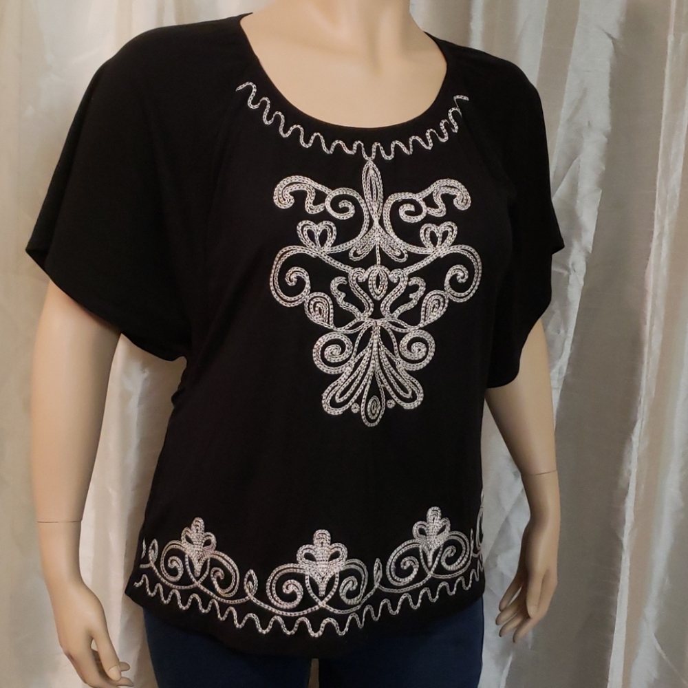 Black plus size embroidered summer top